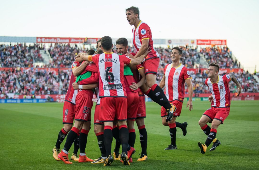 毕尔巴鄂竞技欧冠征途：逆境中绽放的巴斯克铁血